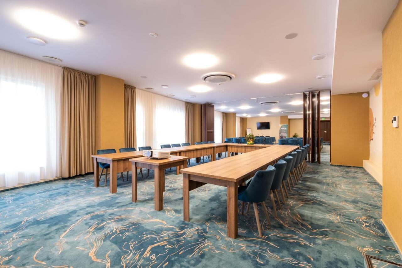 Fiald Hotel & Spa 巴克乌 外观 照片